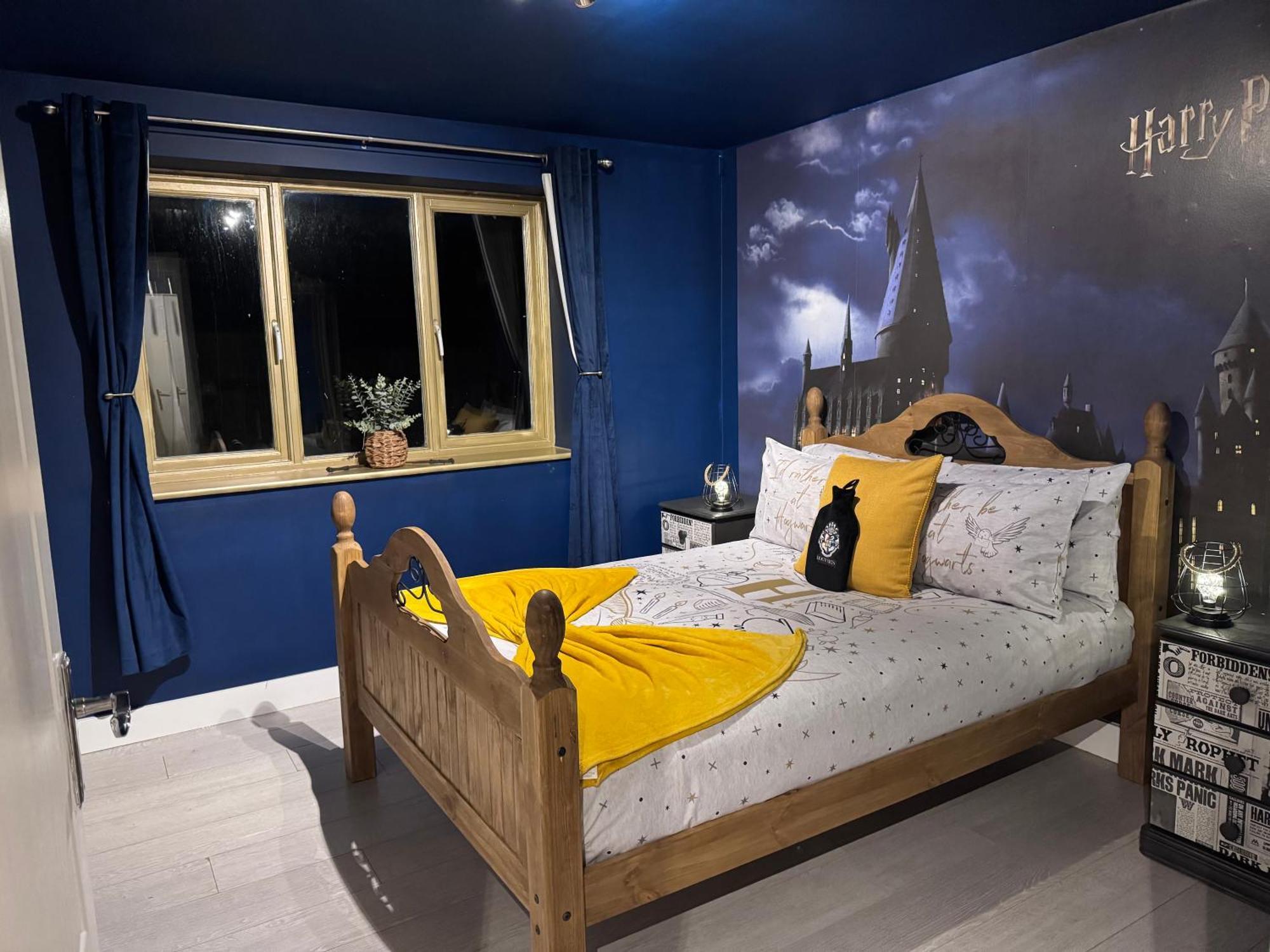 Hogwarts Apartment Abbots Langley Exterior foto